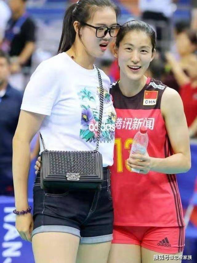 “若他在这周末马竞和巴萨的比赛中进球，我不知道他会不会庆祝、甚至亲吻巴萨队徽，但他一定很清楚，若庆祝是因为他对巴萨很有感情。